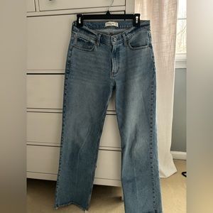 Abercrombie Low Rise The Baggy Jeans